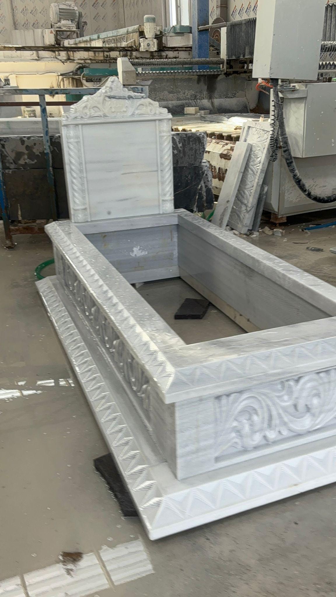 WhatsApp Image 2025-10-26 at 21.43.46 (4) - Şarkikaraağaç mezar taşı